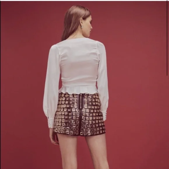 For Love and lemons Isabella ivory satin ruched long sleeve top - Picture 3 of 8